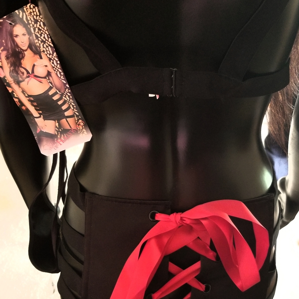 Strap Me Up! - Picture 4 of 5